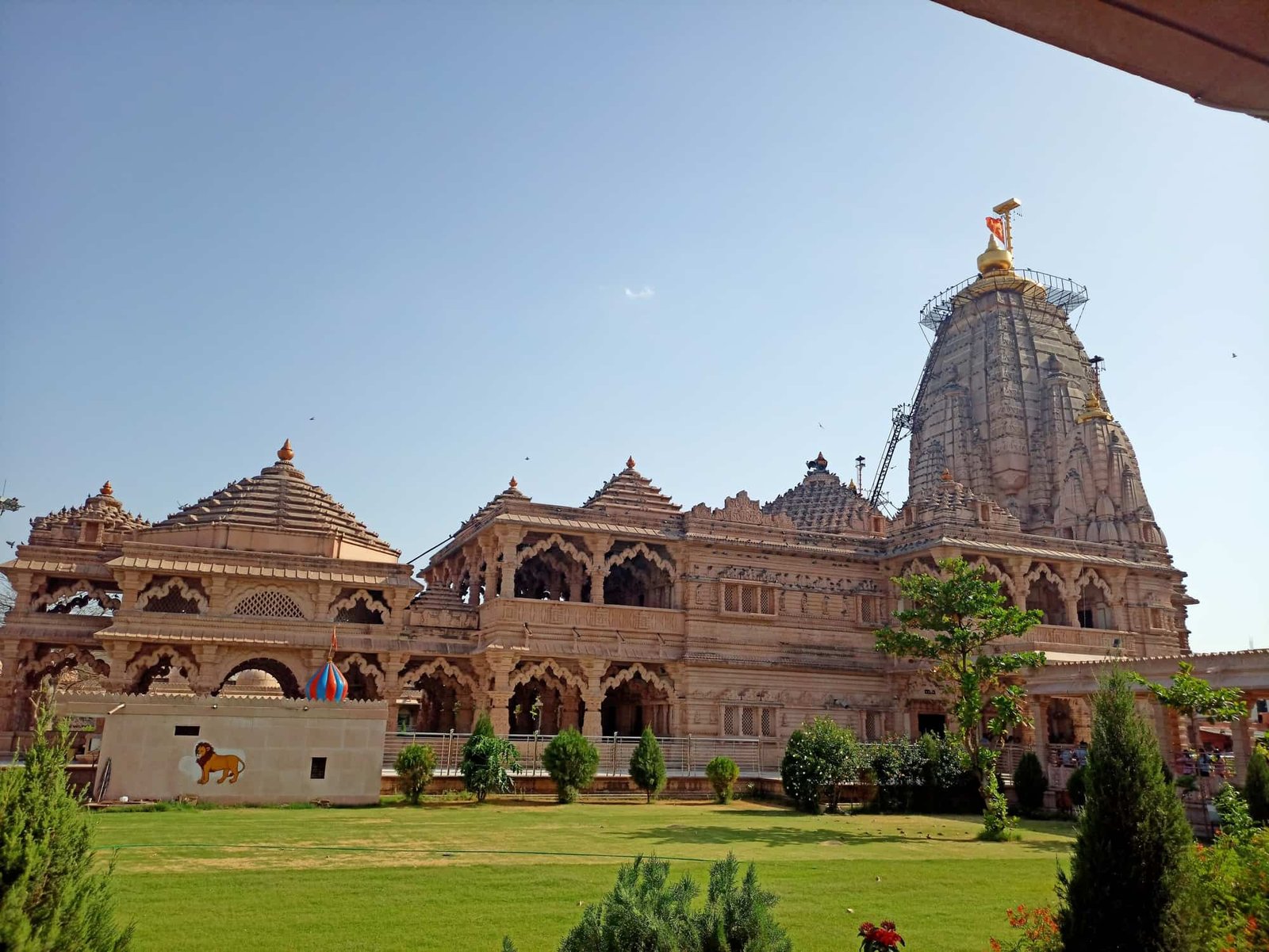 सांवरिया सेठ मंदिर Architecture